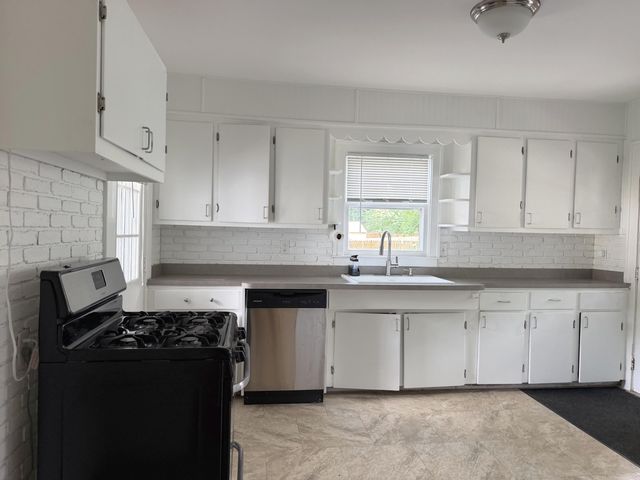 1745 Willis Avenue NW, Grand Rapids, MI 49504