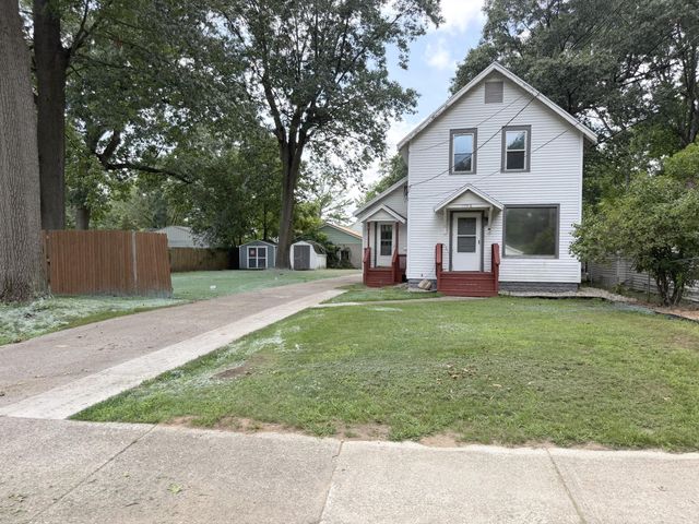 1745 Willis Avenue NW, Grand Rapids, MI 49504