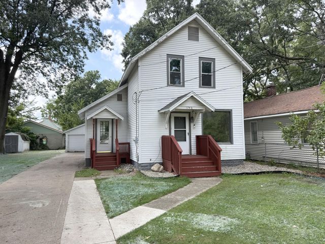 1745 Willis Avenue NW, Grand Rapids, MI 49504