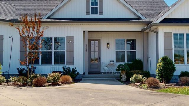 1425 E 10th St, Cookeville, TN 38501