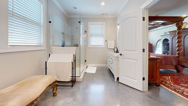 1425 E 10th St, Cookeville, TN 38501