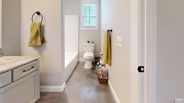 1425 E 10th St, Cookeville, TN 38501
