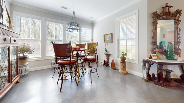 1425 E 10th St, Cookeville, TN 38501