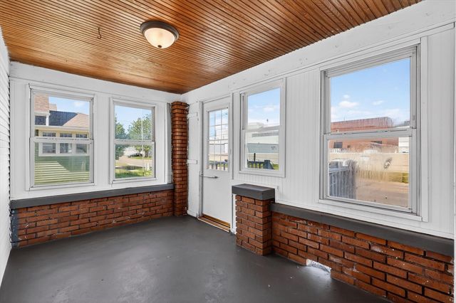 2307 Beverly Avenue, Wyoming, MI 49519