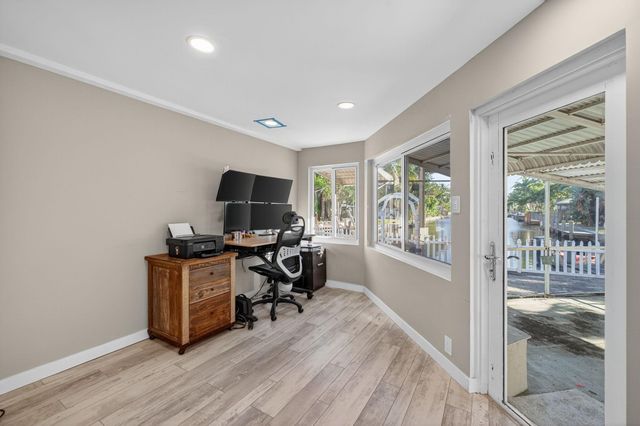 1570 NE 30TH Place, Oakland Park, FL 33334