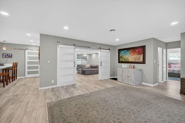 1570 NE 30TH Place, Oakland Park, FL 33334