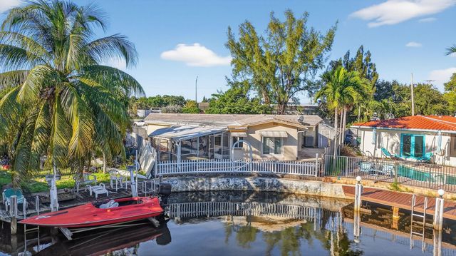 1570 NE 30TH Place, Oakland Park, FL 33334