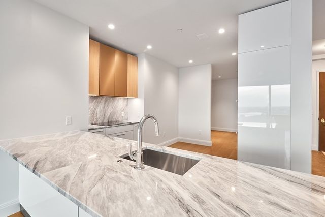 240 Devonshire Street U5404, Boston, MA 02110