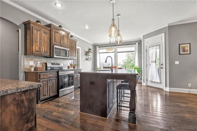 16580 S Sunset Street, Olathe, KS 66062