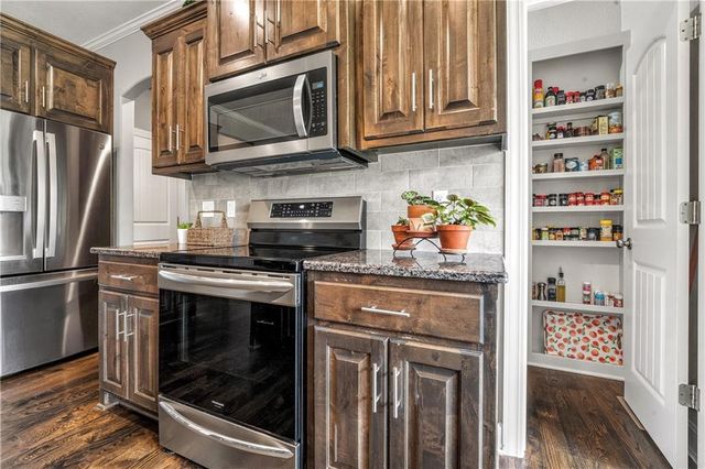 16580 S Sunset Street, Olathe, KS 66062