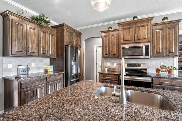 16580 S Sunset Street, Olathe, KS 66062