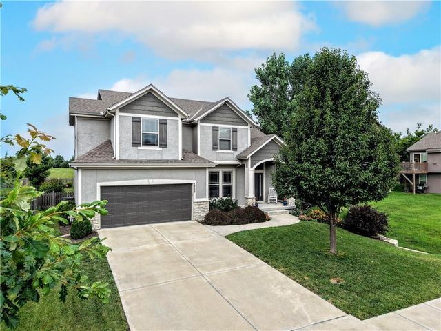 16580 S Sunset Street, Olathe, KS 66062
