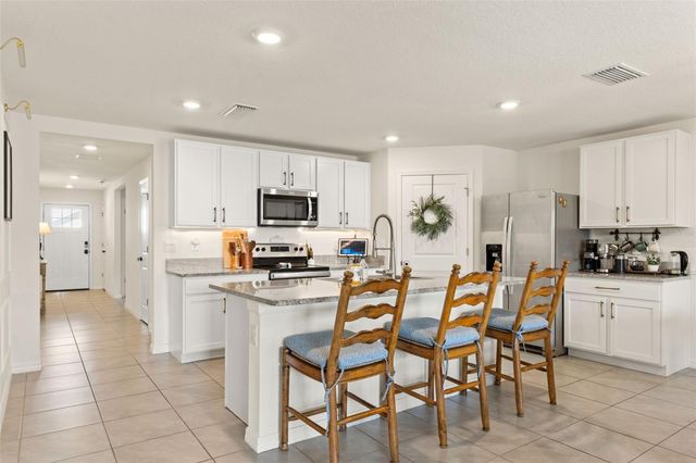 4663 SIGCOM PLACE, Wildwood, FL 34785