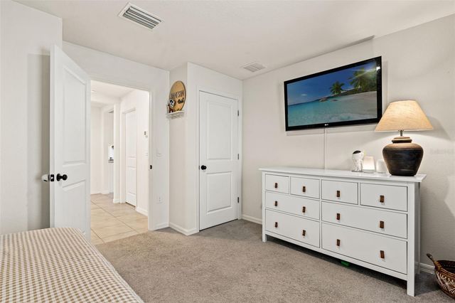 4663 SIGCOM PLACE, Wildwood, FL 34785