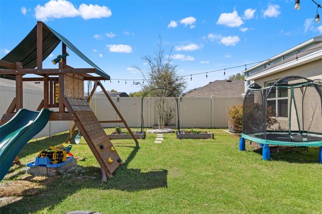 4663 SIGCOM PLACE, Wildwood, FL 34785