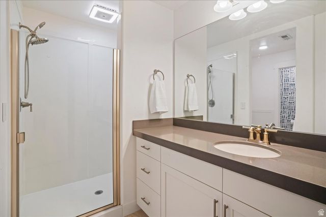 7242 N CLEAR SKY LN, Eagle Mountain, UT 84005