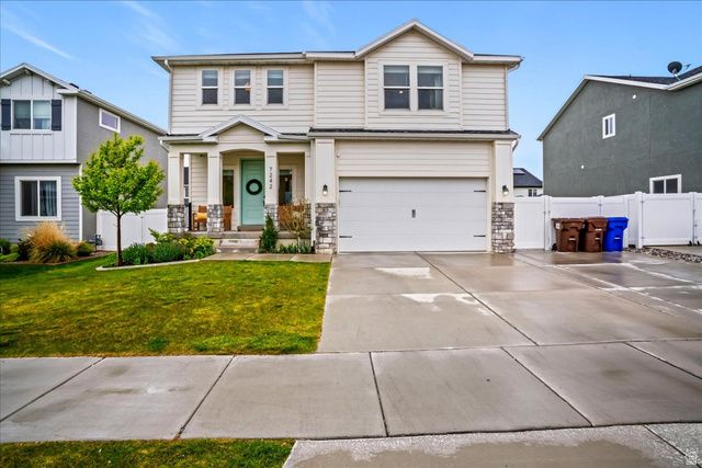 7242 N CLEAR SKY LN, Eagle Mountain, UT 84005