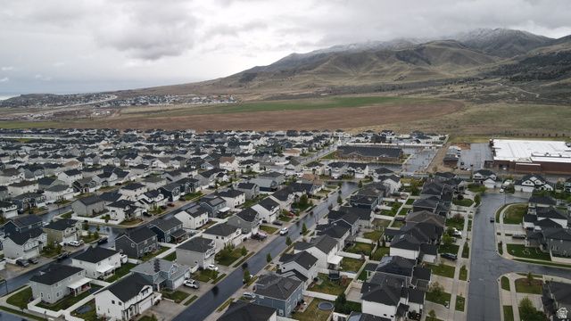 7242 N CLEAR SKY LN, Eagle Mountain, UT 84005