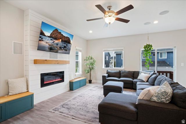 7242 N CLEAR SKY LN, Eagle Mountain, UT 84005