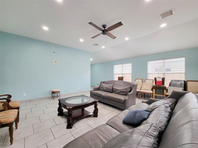 2630 Umiak Drive, Houston, TX 77045