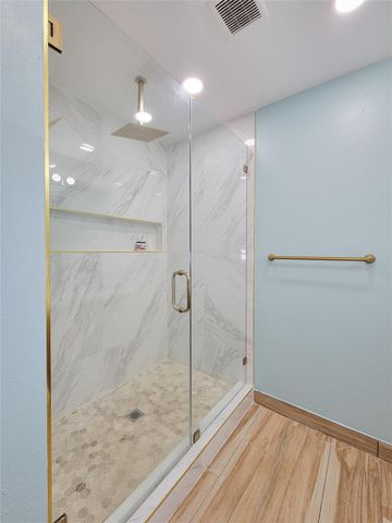 2630 Umiak Drive, Houston, TX 77045