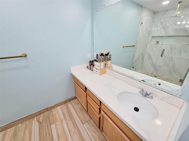 2630 Umiak Drive, Houston, TX 77045