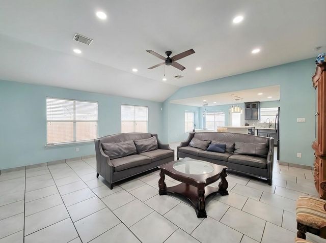 2630 Umiak Drive, Houston, TX 77045