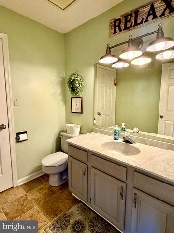 752 PANORAMA DR, Martinsburg, WV 25403