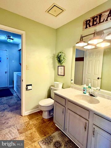 752 PANORAMA DR, Martinsburg, WV 25403