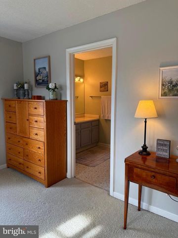 752 PANORAMA DR, Martinsburg, WV 25403