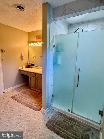 752 PANORAMA DR, Martinsburg, WV 25403