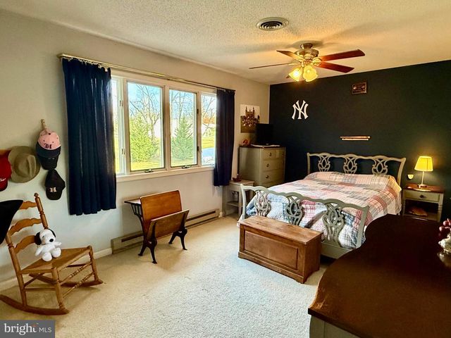 752 PANORAMA DR, Martinsburg, WV 25403