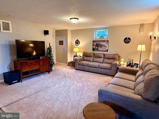 752 PANORAMA DR, Martinsburg, WV 25403