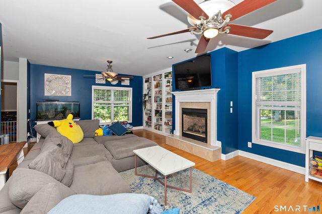 152 New London Road, Groton, CT 06340