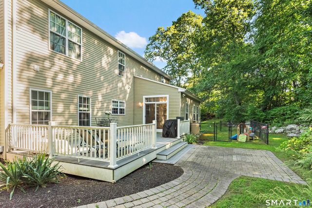 152 New London Road, Groton, CT 06340