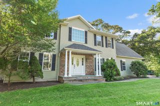 152 New London Road, Groton, CT 06340