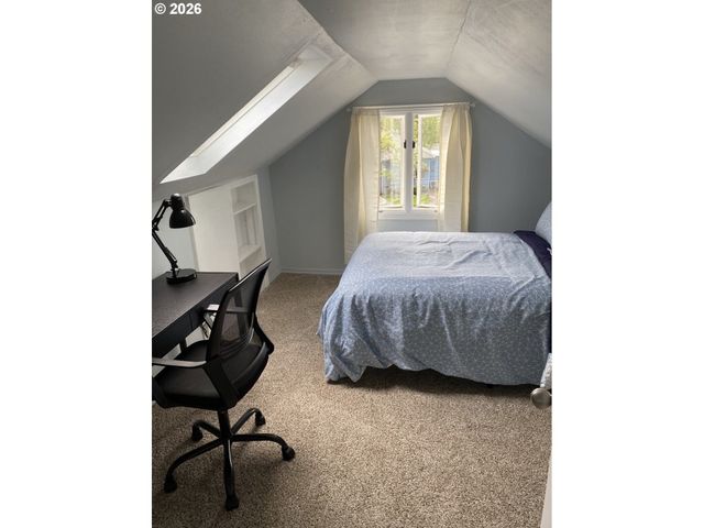 2683 ALDER St, Eugene, OR 97405