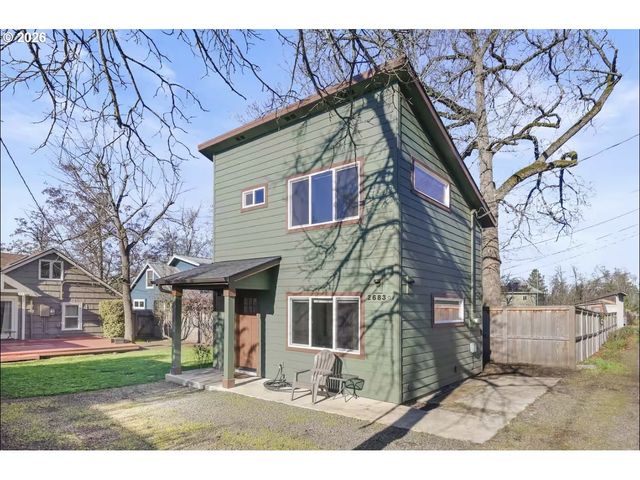 2683 ALDER St, Eugene, OR 97405