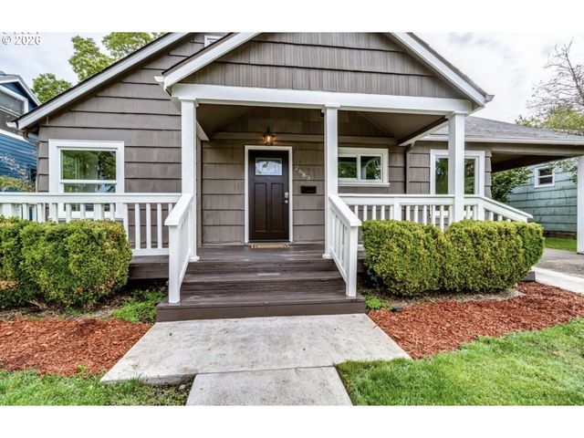 2683 ALDER St, Eugene, OR 97405