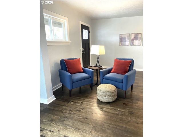 2683 ALDER St, Eugene, OR 97405