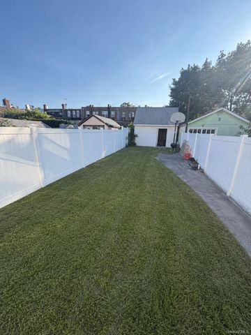 3320 Jordan Street, Flushing, NY 11358