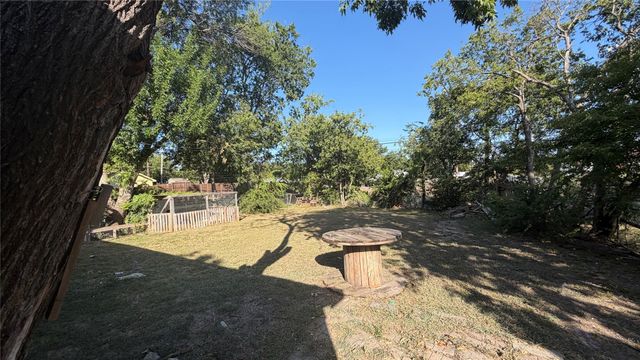 10816 Mandalay Drive, Dallas, TX 75228