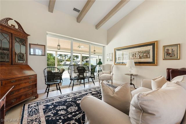 5042 Seahorse AVE, Naples, FL 34103