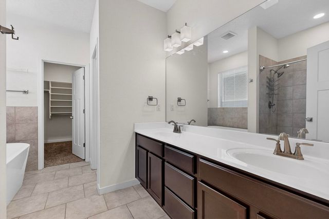 2634 Camino Plata Loop NE, Rio Rancho, NM 87144