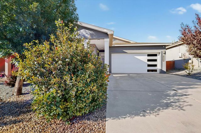 2634 Camino Plata Loop NE, Rio Rancho, NM 87144