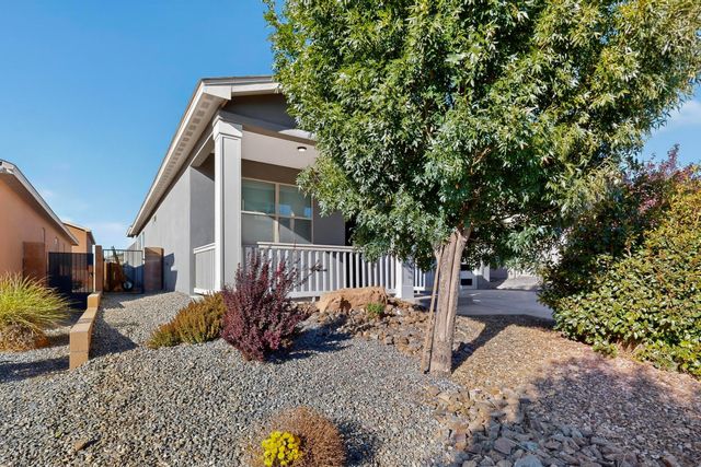 2634 Camino Plata Loop NE, Rio Rancho, NM 87144