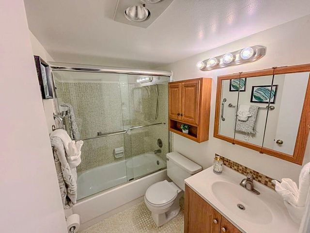 54 Newport C 54, Deerfield Beach, FL 33442