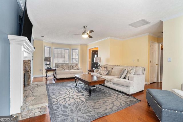 814 Cambridge Creek Drive SW, Conyers, GA 30094