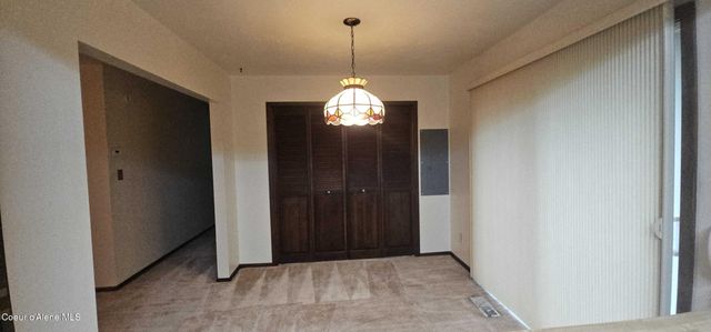 380 Vedelwood DR, Sandpoint, ID 83864