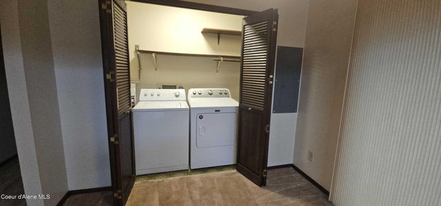 380 Vedelwood DR, Sandpoint, ID 83864